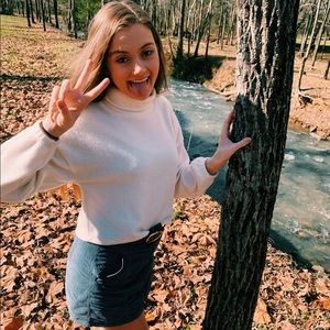 Meet your Posher, Emma